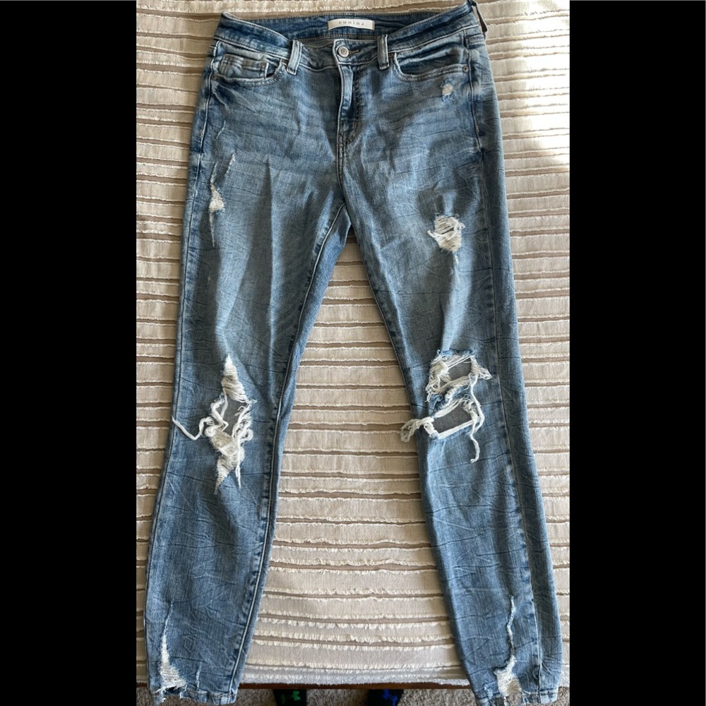 Eunina jeans. Midrise, skinny. size 7